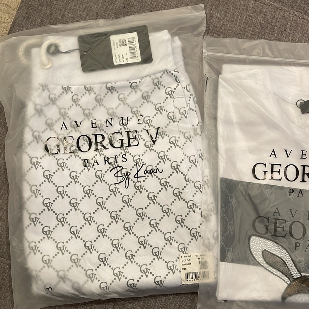 Avenue George V Paris Short Set Men's White 2 piece set Bunny Rhinestone XL 2XL - Picture 8 of 9
